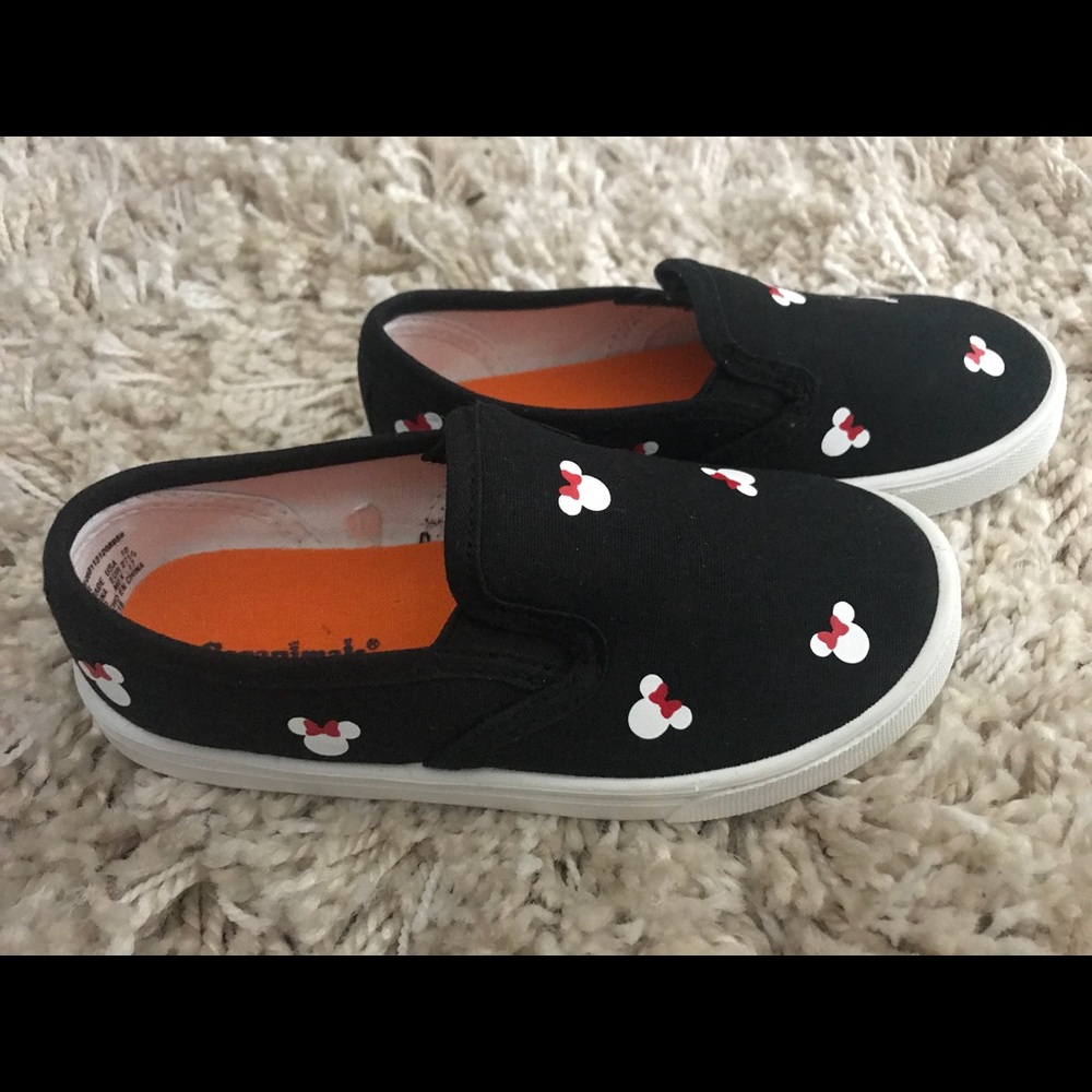 Minnie Mouse Shoes - Picture 4 of 4